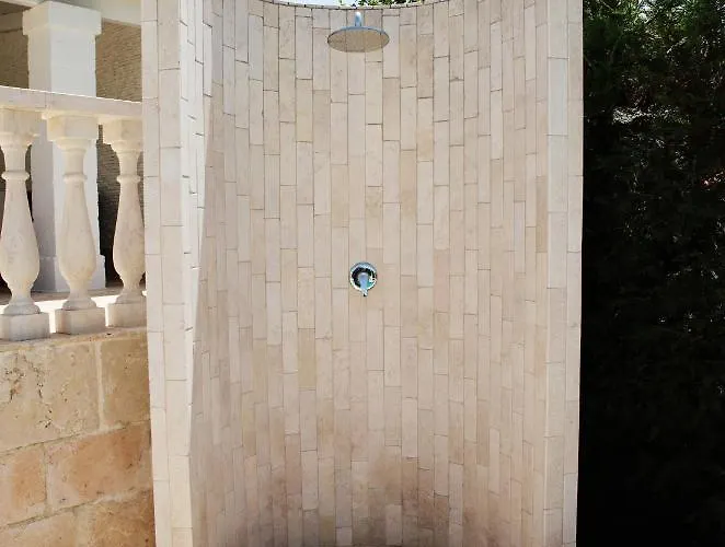 Villa Luxury Vale . *