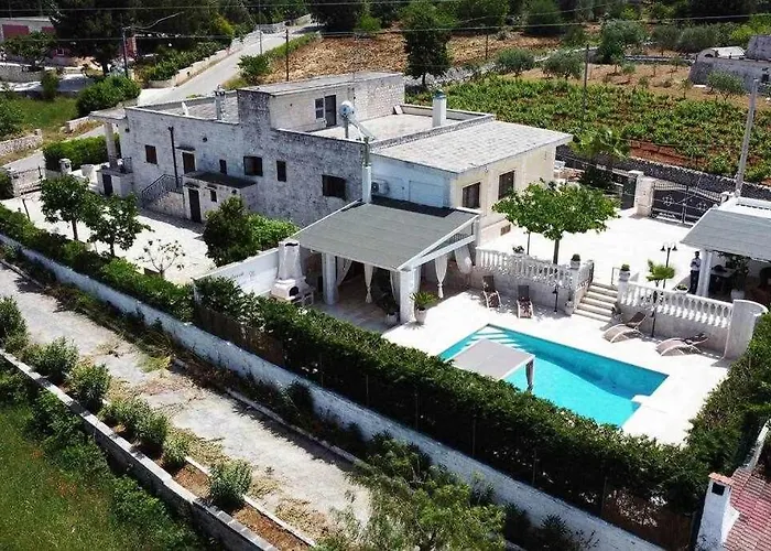 Luxury Vale . Villa *
